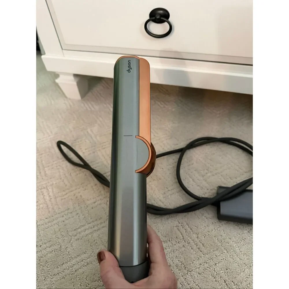 Dyson Airstrait™ Hair Straightener: Wet-To-Dry Styling